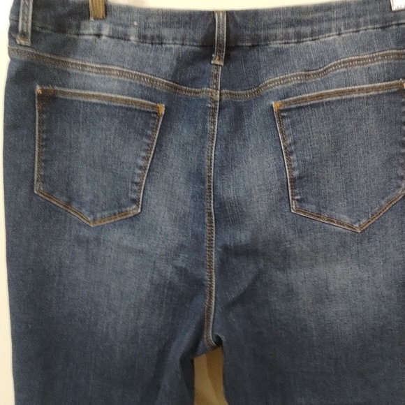 Chico,S Decorative Blue Denim Jeans 👖 - Picture 4 of 7